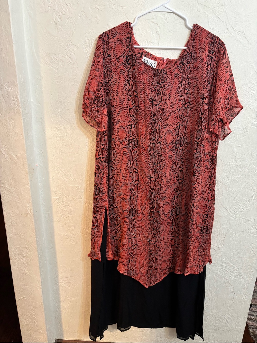 TESS Red Snake-Print Short Sleeve Tunic Dress